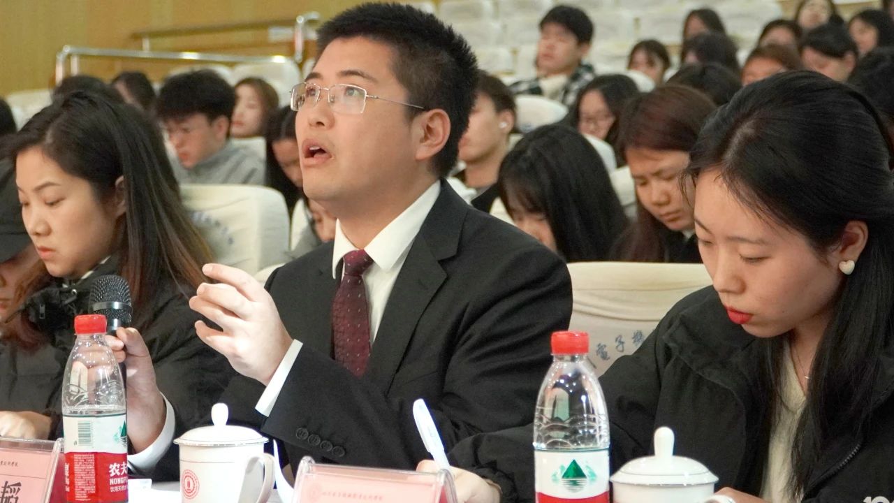 指导老师点评.jpg